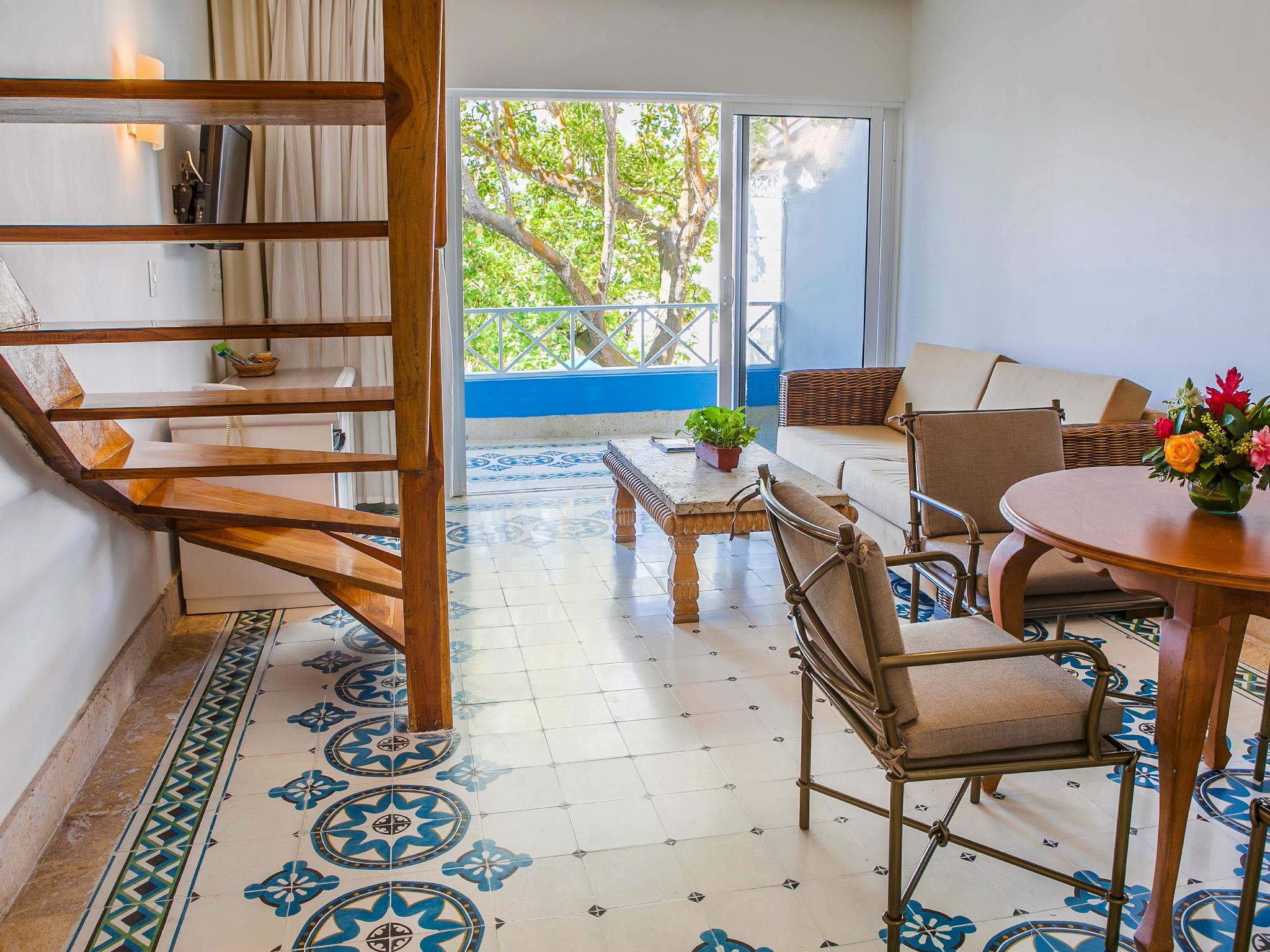 Hotel Las Americas Casa De Playa Cartagena Eksteriør billede A suite at the hotel