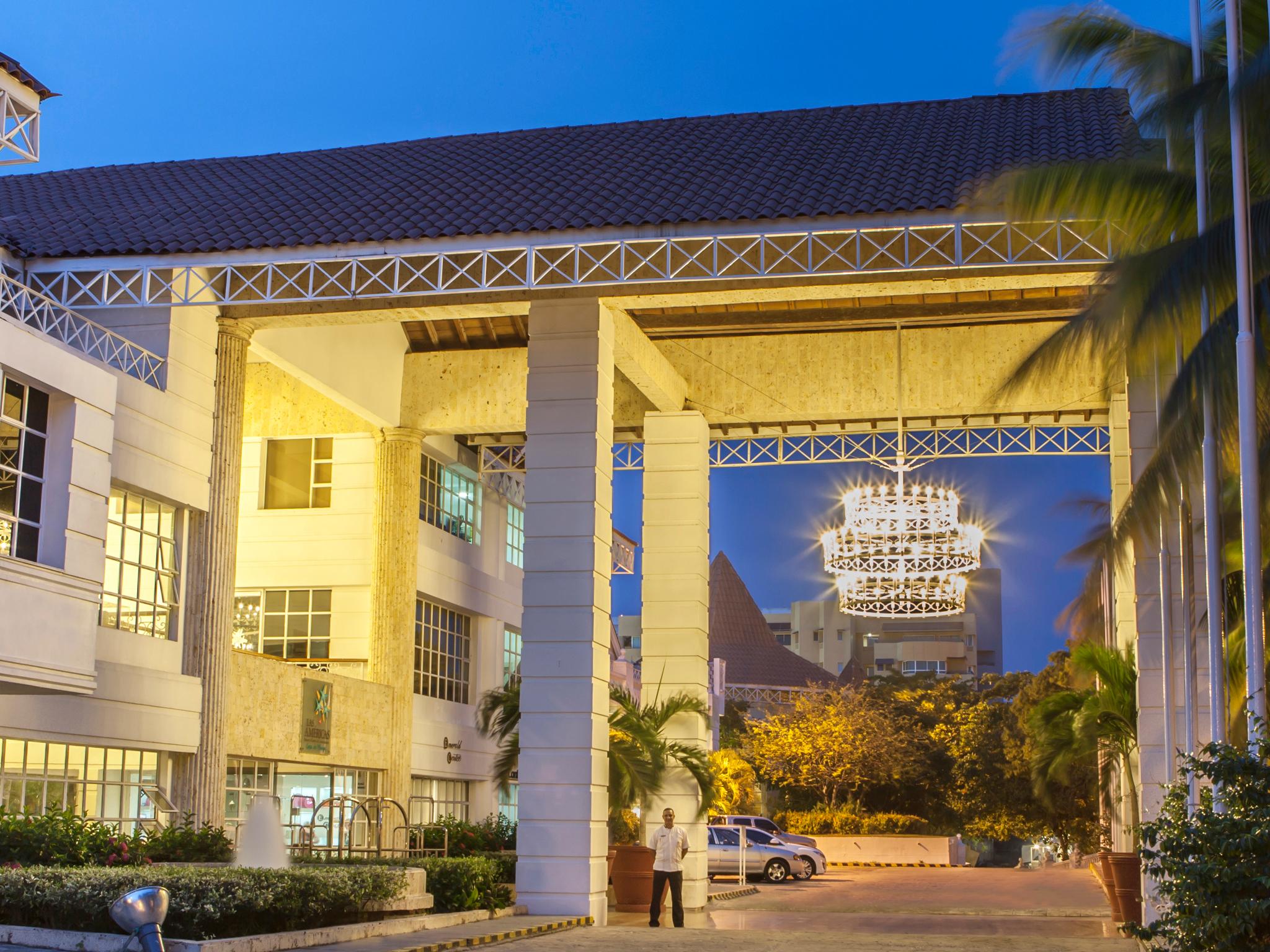 Hotel Las Americas Casa De Playa Cartagena Eksteriør billede The University of Nottingham Malaysia Campus